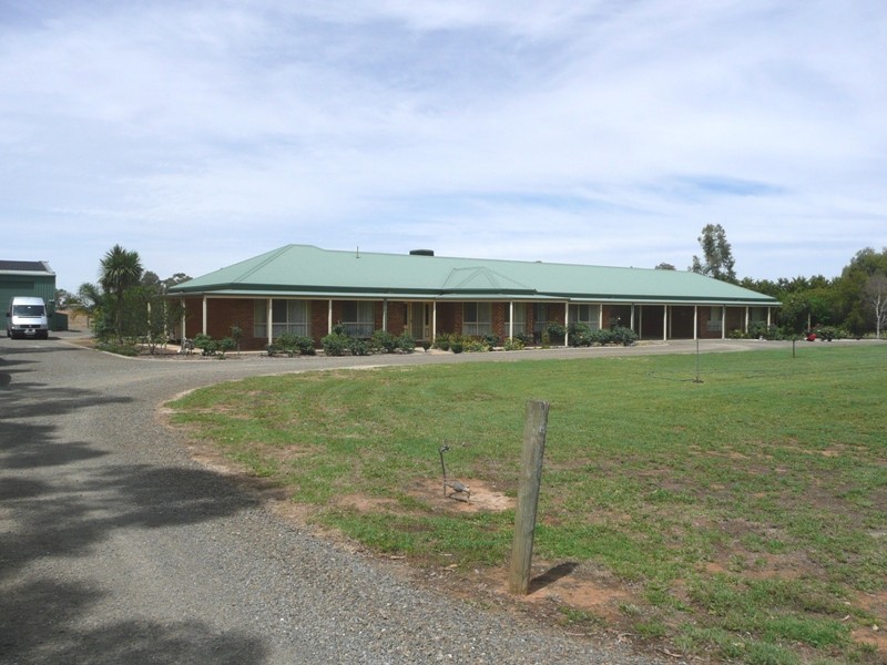 13 Havenstock Drive, Yarrawonga VIC 3730