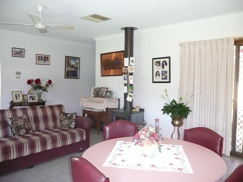 17 Graham Avenue, Bundalong VIC 3730