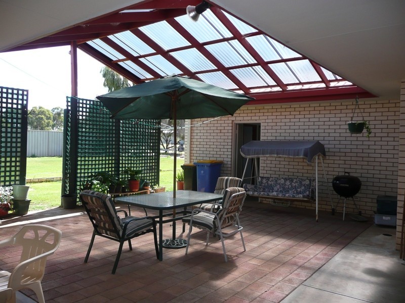 17 Graham Avenue, Bundalong VIC 3730