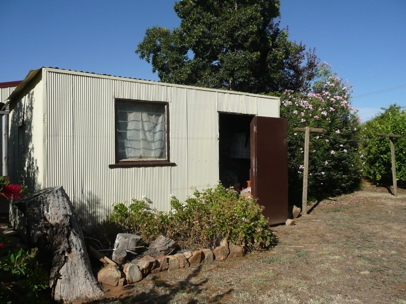 69 Graham Avenue, Bundalong VIC 3730