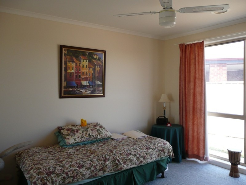 54 Steneker Crescent, Yarrawonga VIC 3730