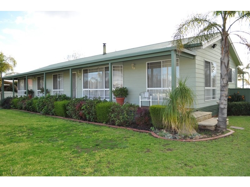 42 Corowa Road, Mulwala NSW 2647