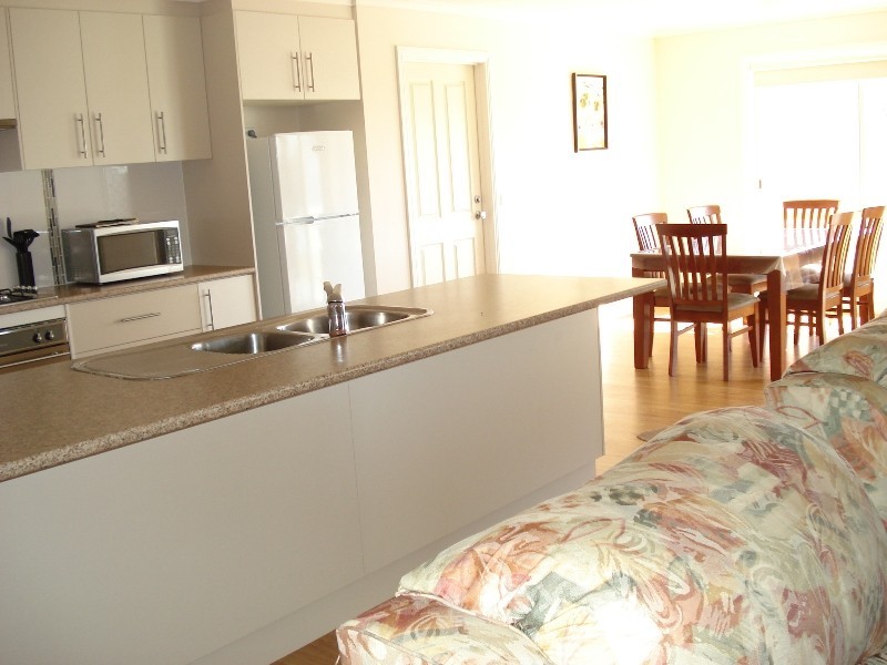 6 Wing Crescent, Mulwala NSW 2647