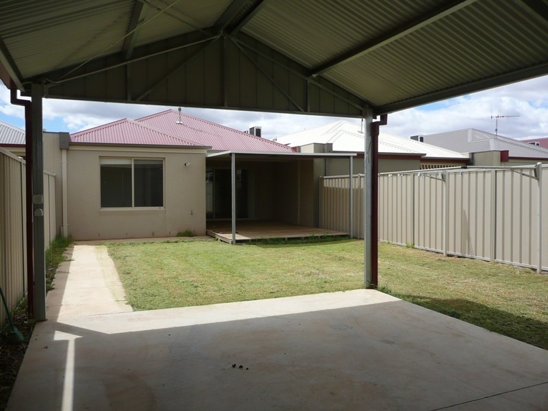 12 Rebecca Way, Yarrawonga VIC 3730