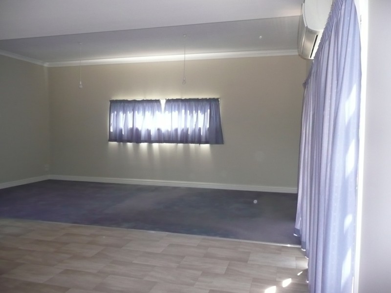 42 Ely Street, Yarrawonga VIC 3730