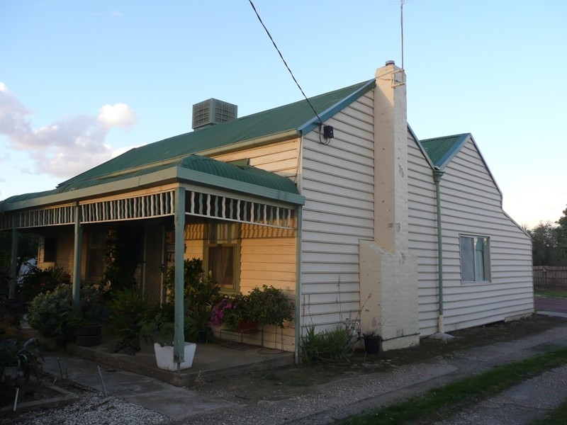 130 Sharp Street, Yarrawonga VIC 3730