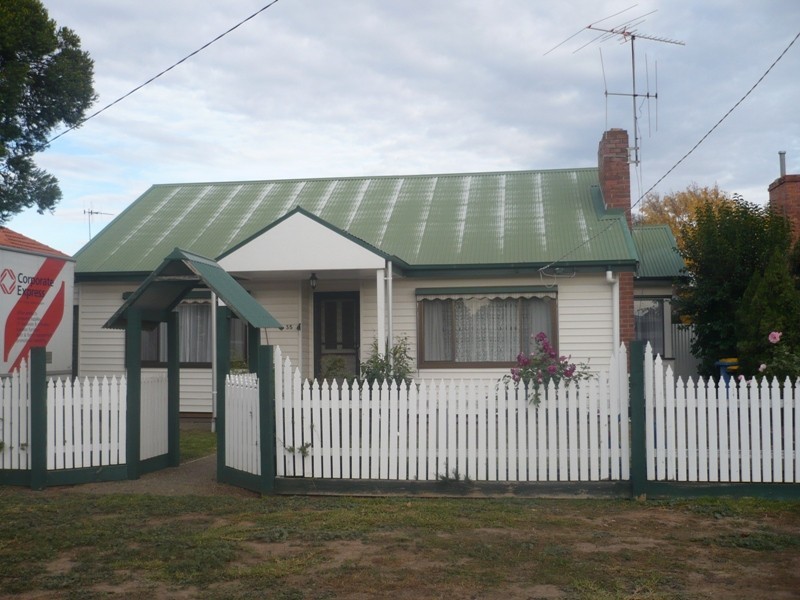 35 Dunlop Street, Yarrawonga VIC 3730