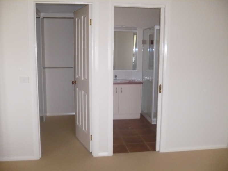 30 Kathryn Crescent, Yarrawonga VIC 3730