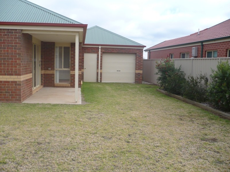 30 Kathryn Crescent, Yarrawonga VIC 3730