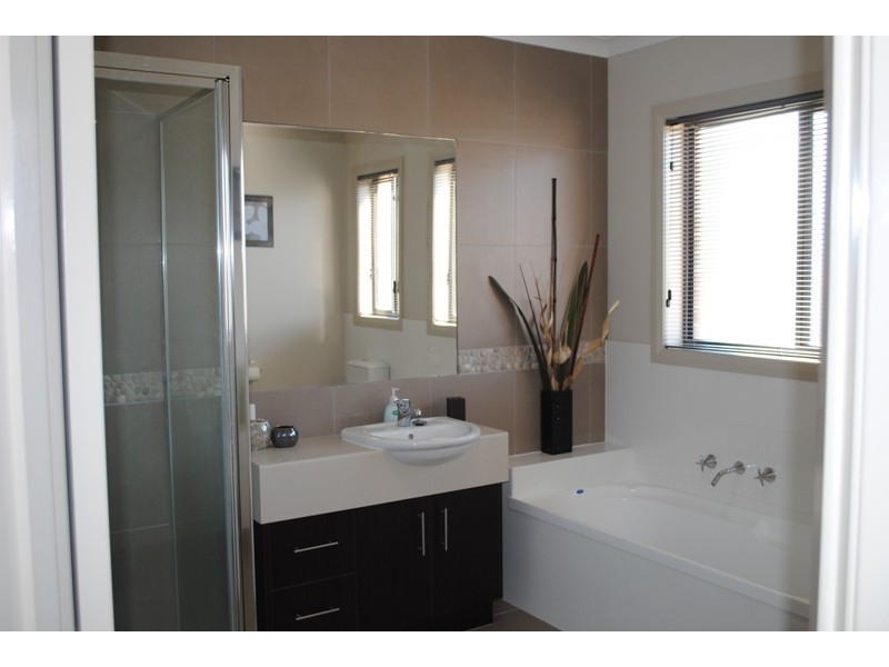 2a LaBamba Drive, Yarrawonga VIC 3730