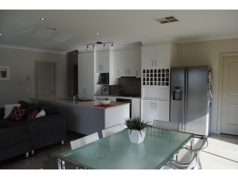 2a LaBamba Drive, Yarrawonga VIC 3730