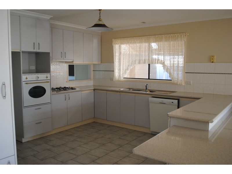 5 Paul Court, Yarrawonga VIC 3730