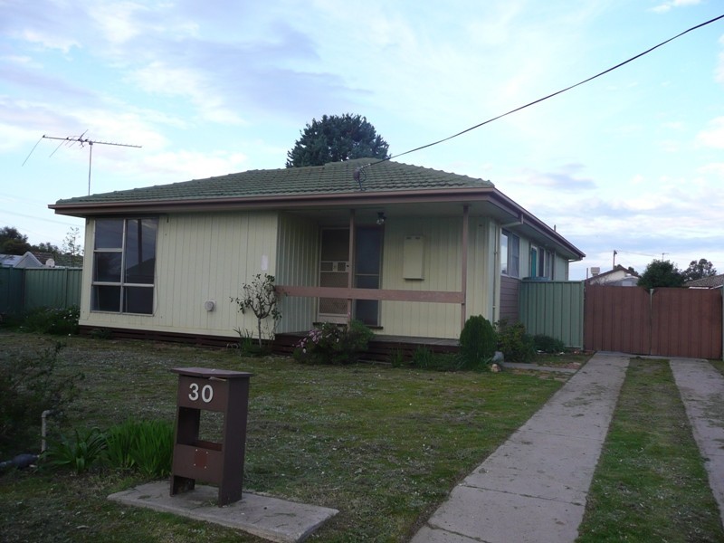 30 Pinniger Street, Yarrawonga VIC 3730