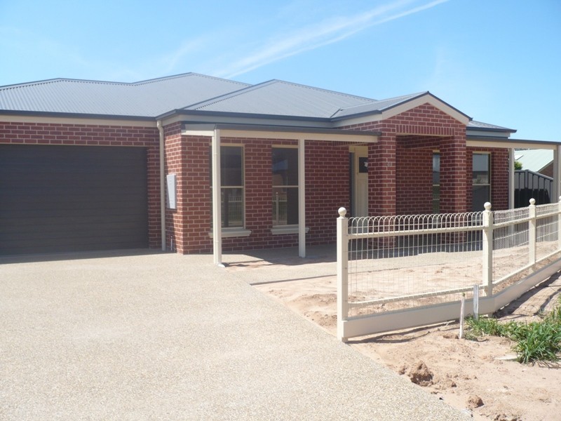 4b Beams Court, Mulwala NSW 2647