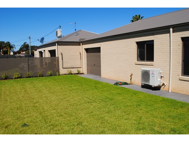 2-4/8-10 Kingsley Court, Yarrawonga VIC 3730