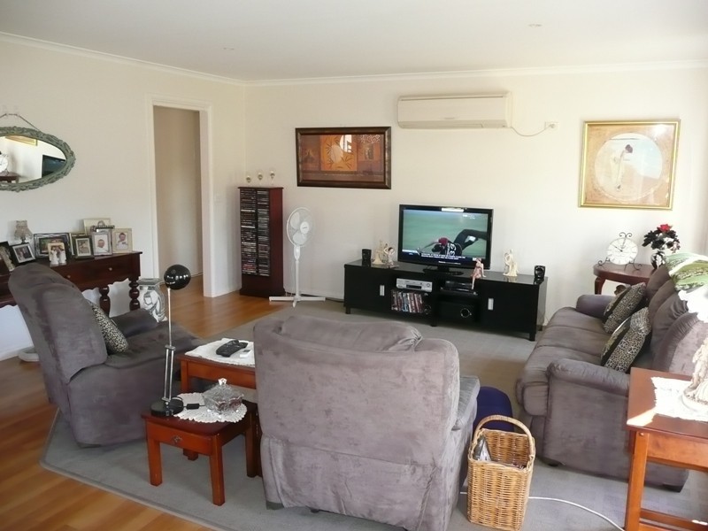 5 Wing Crecsent, Mulwala NSW 2647