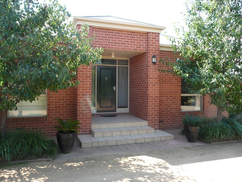 4a Karli Gardens, Yarrawonga VIC 3730