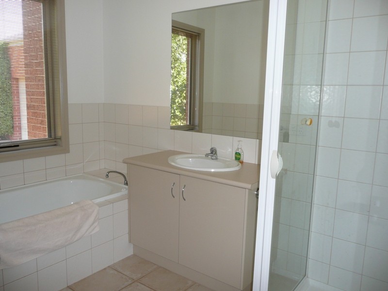 4a Karli Gardens, Yarrawonga VIC 3730