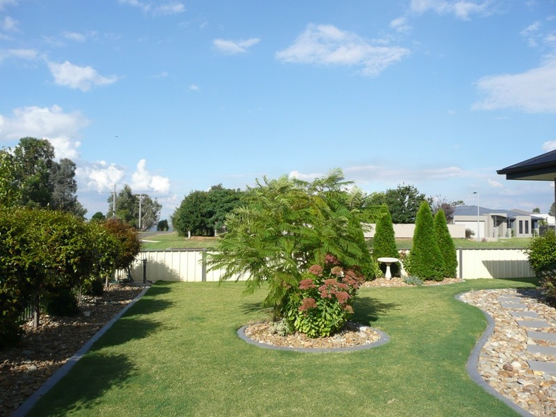 27 Henderson Street, Yarrawonga VIC 3730