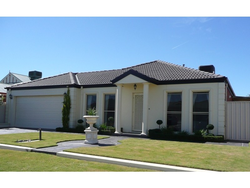 32 Kathryn Crescent, Yarrawonga VIC 3730