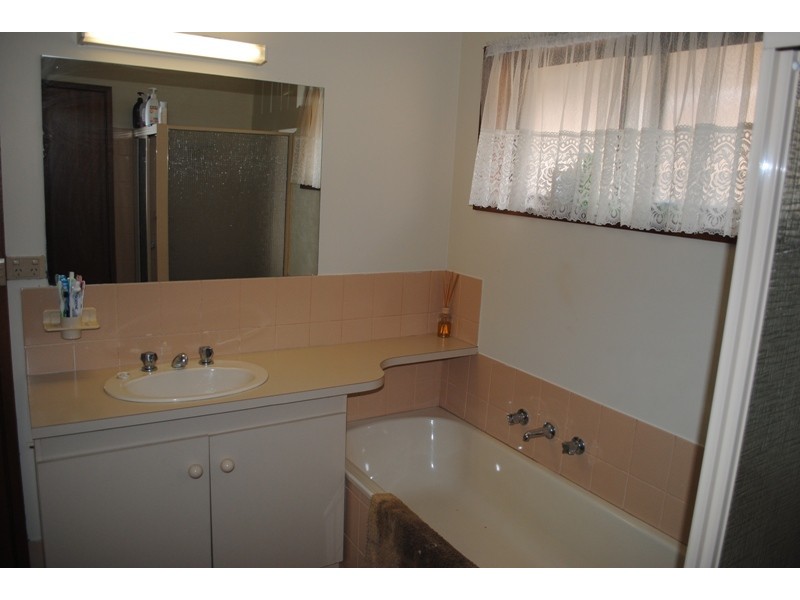 10 Curtois Street, Yarrawonga VIC 3730