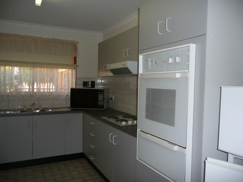 1/11 Ely Street, Yarrawonga VIC 3730