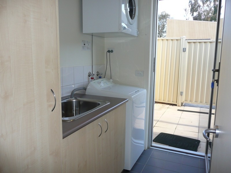6 & 7/21-23 Bank Street, Yarrawonga VIC 3730