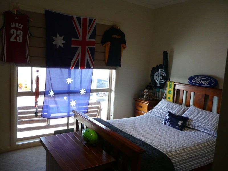 16 Derry Drive, Yarrawonga VIC 3730