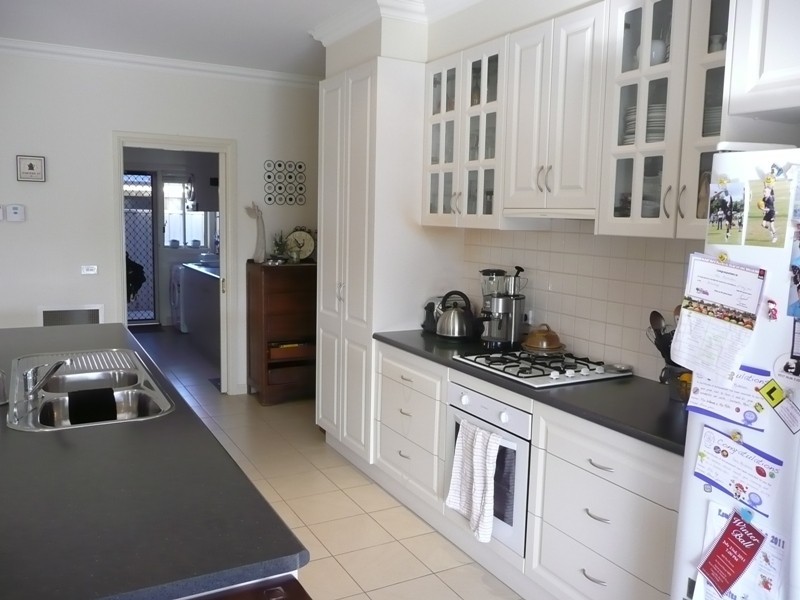 16 Derry Drive, Yarrawonga VIC 3730