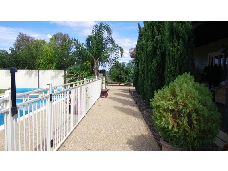 106 Murphy Street, Yundool VIC 3727