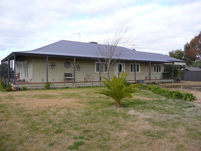 106 Murphy Street, Yundool VIC 3727
