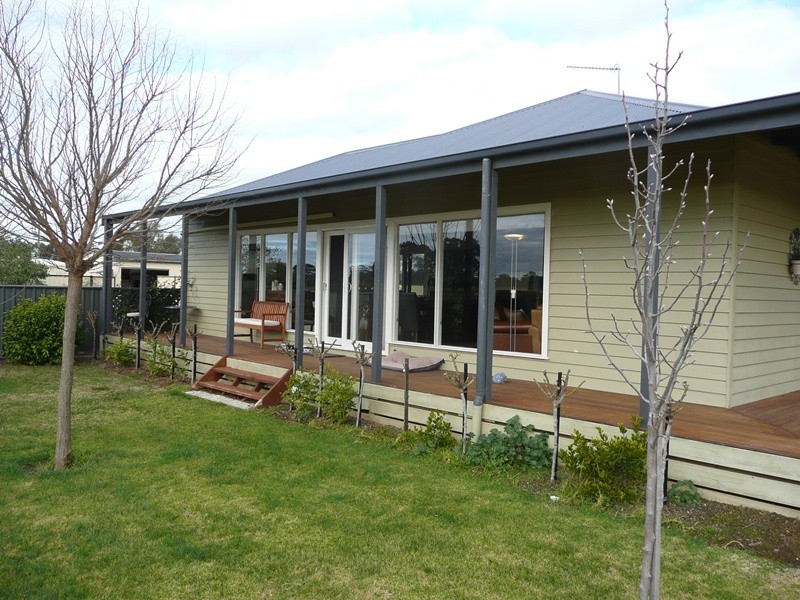 106 Murphy Street, Yundool VIC 3727