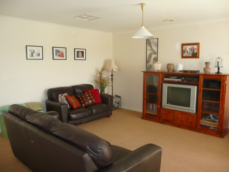 31 Kathryn Crescent, Yarrawonga VIC 3730