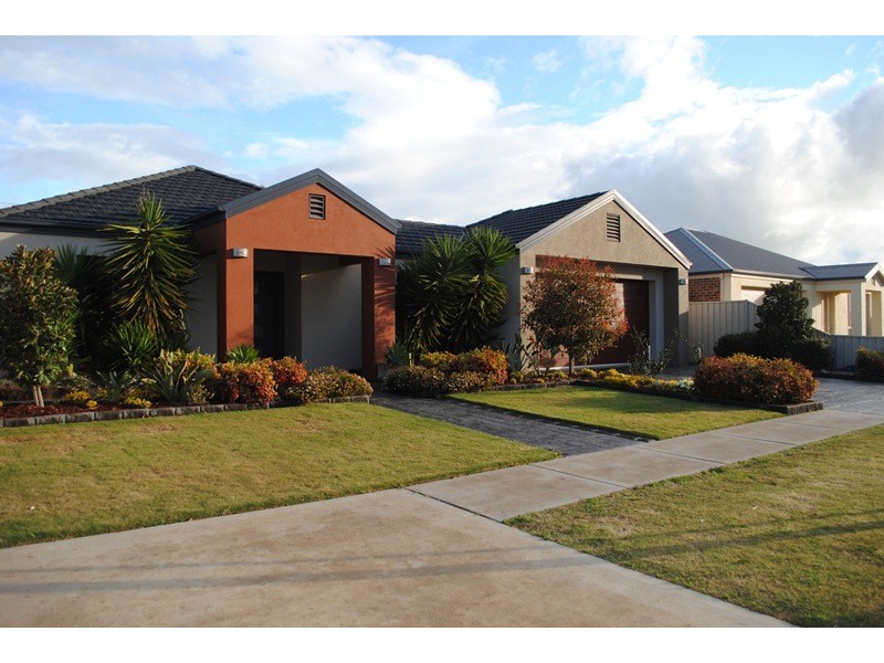 37 Zorro Drive, Yarrawonga VIC 3730