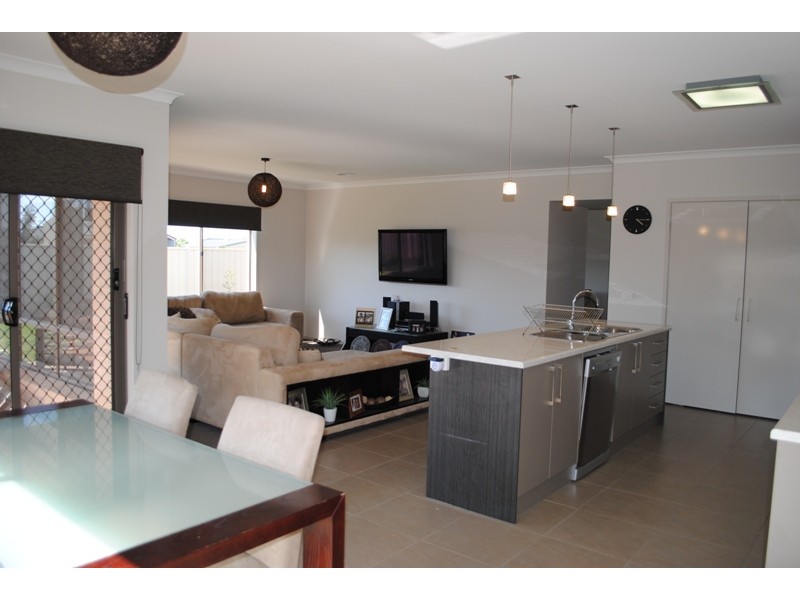 2 Heron Court, Yarrawonga VIC 3730
