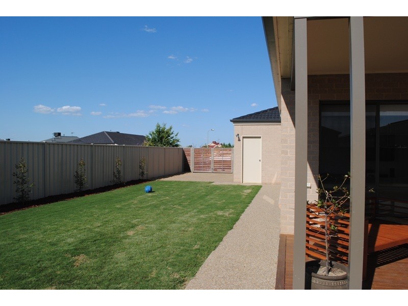 2 Heron Court, Yarrawonga VIC 3730