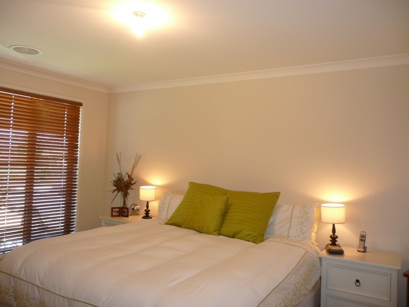 2 Fields Avenue, Yarrawonga VIC 3730