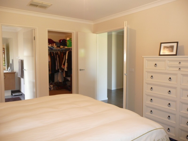 2 Fields Avenue, Yarrawonga VIC 3730