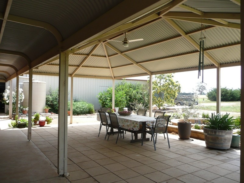 49 Cahills Road, Yarrawonga VIC 3730