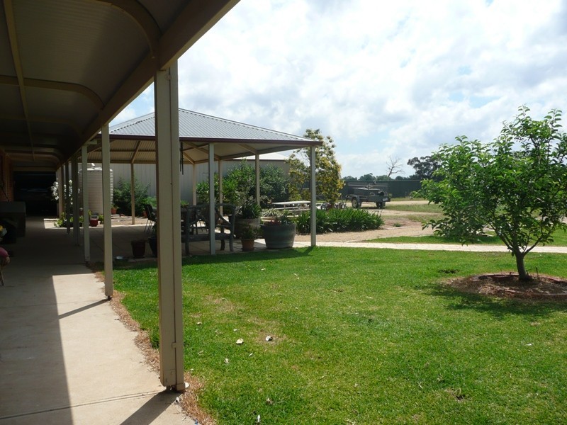 49 Cahills Road, Yarrawonga VIC 3730