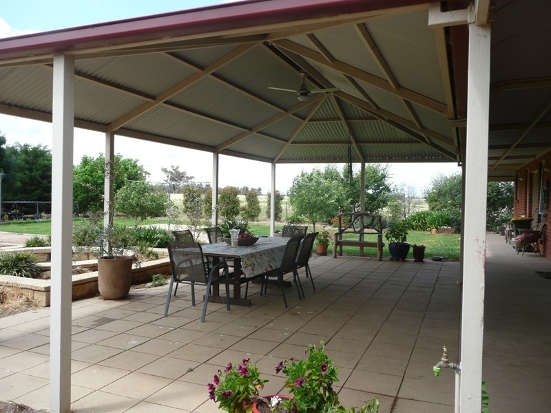 49 Cahills Road, Yarrawonga VIC 3730