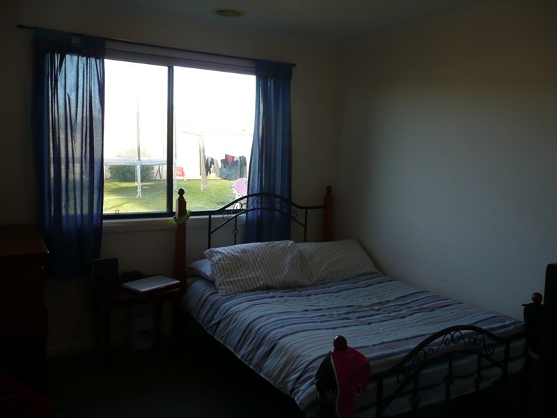 18 Derry Drive, Yarrawonga NSW 2850