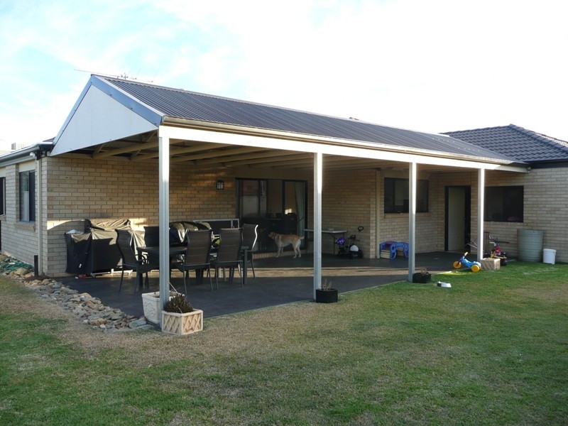 18 Derry Drive, Yarrawonga NSW 2850