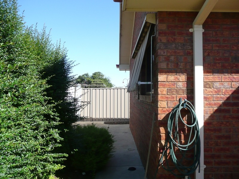 3/4 Hovell Street, Yarrawonga VIC 3730