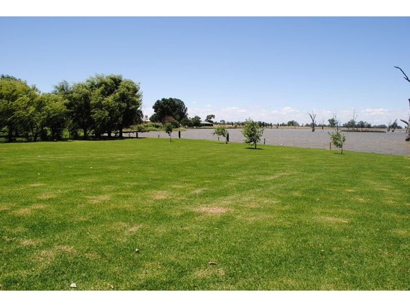 6 Lilian Crt, Mulwala NSW 2647