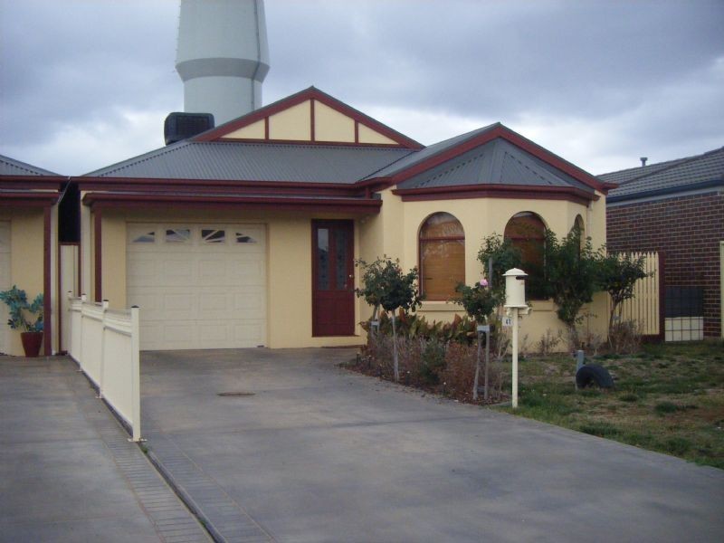 41 Madden Drive, Yarrawonga VIC 3730