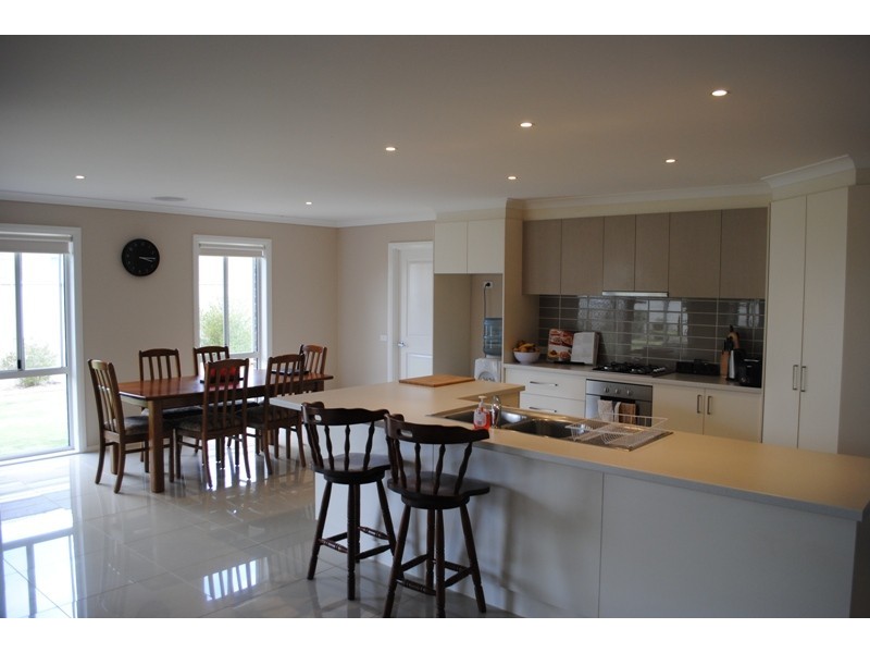 69 Lakeview Circuit, Yarrawonga VIC 3730