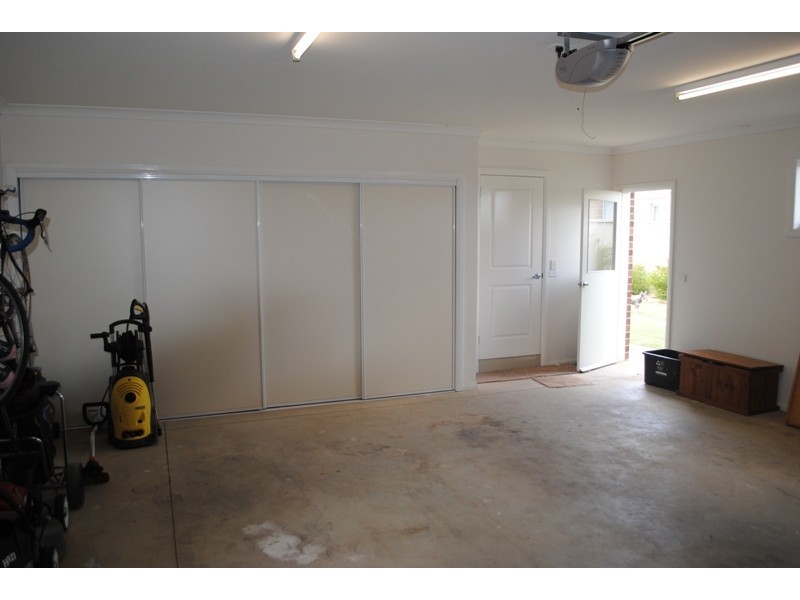 69 Lakeview Circuit, Yarrawonga VIC 3730