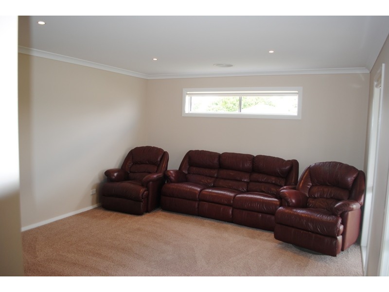 69 Lakeview Circuit, Yarrawonga VIC 3730