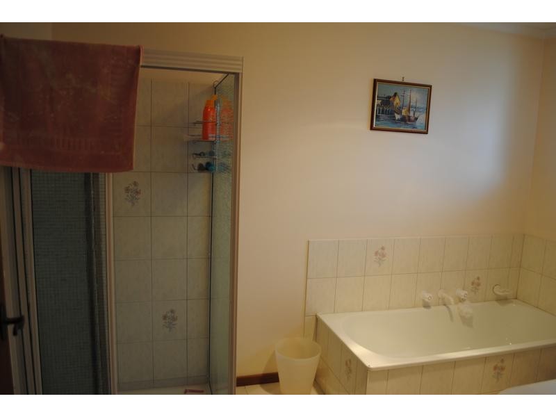 1/2 Leslie Mews, Yarrawonga VIC 3730